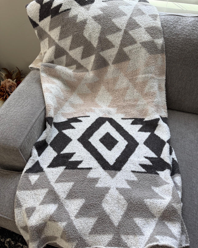 Cozy Southwestern Aztec Plush Throw Blanket - Home Gift - Gift for Her - Boho Throw Blanket
